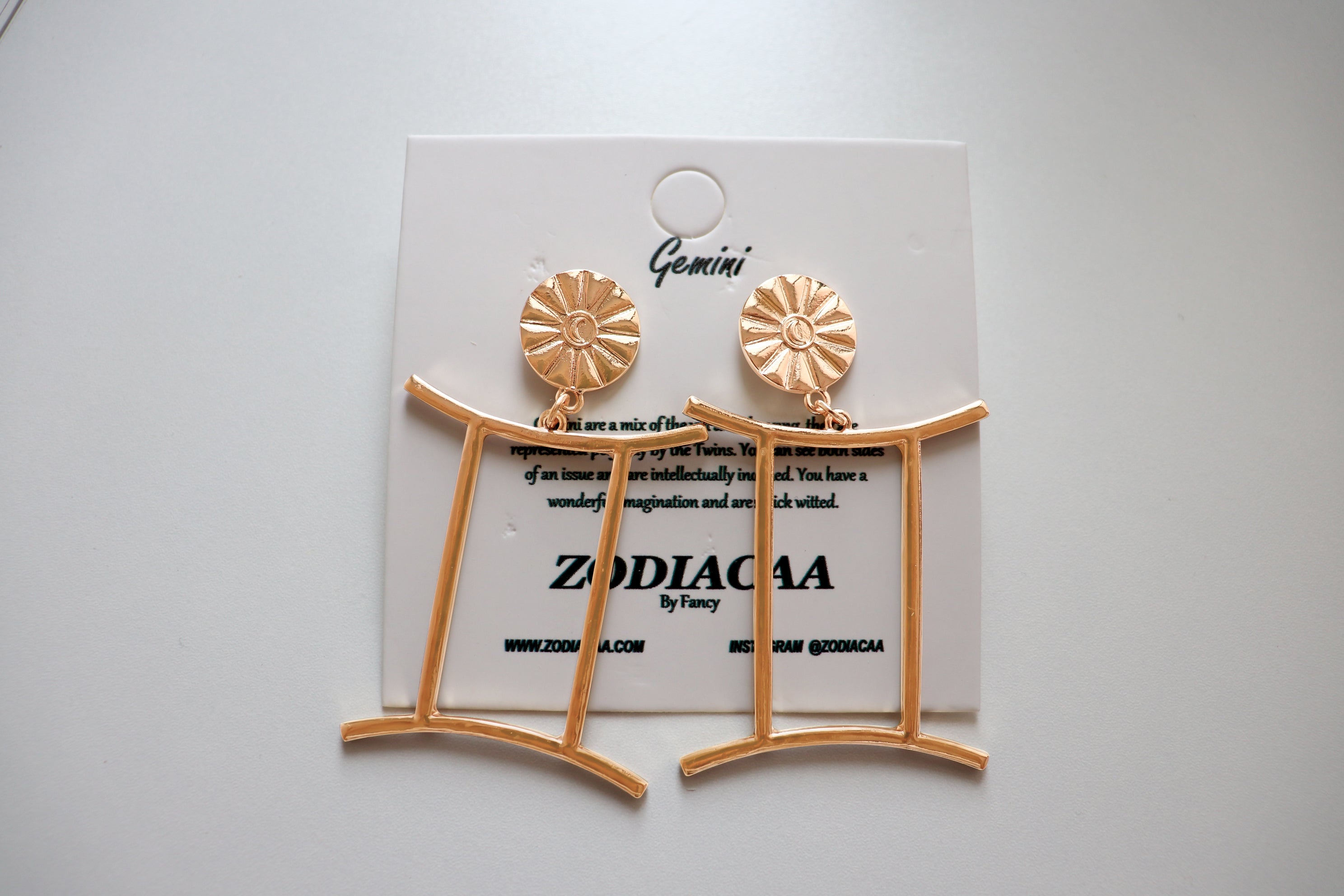 {{ Zodiac sign jewelry }} {{ zodiac jewelry men }} {{ zodiac jewelry gifts }} {{ zodiac earrings }} {{ zodiac necklaces }} {{ birthday gifts for him}} {{ zodiac bracelets}} {{ astrology jewelry}}